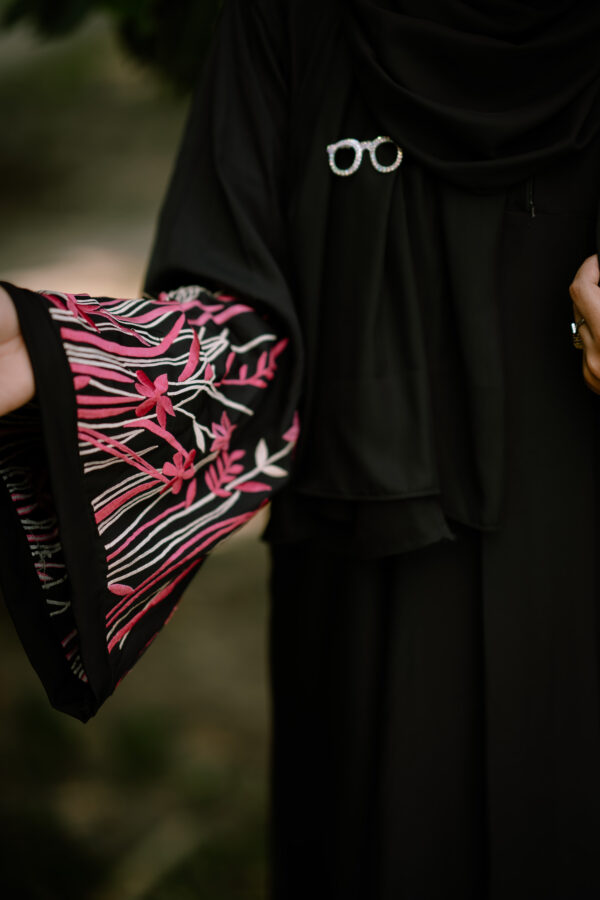 Embroidery Abaya - Image 3