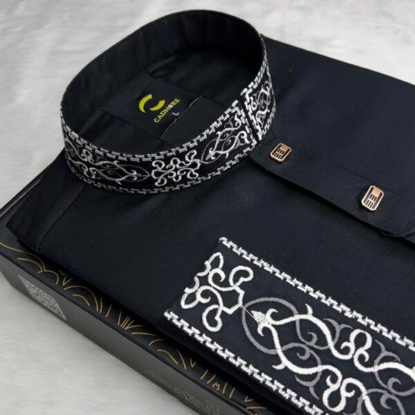 Hand Embroidery Panjabi - Image 2